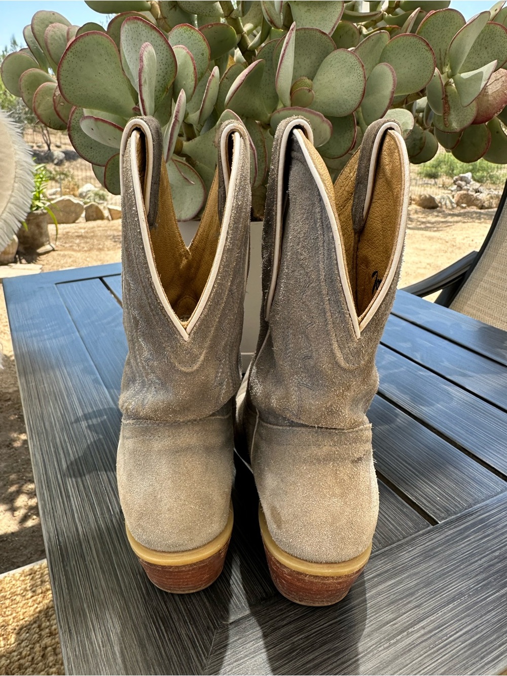 TONY LAMA WOMEN'S LEA SUEDE WESTERN COWGIRL BOOTIES - SNIP TOE - Picture 3 of 8